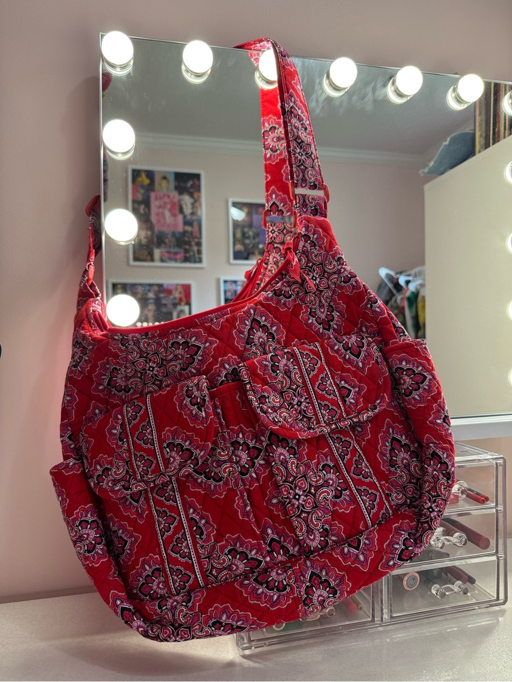 Vera Bradley Frankly Scarlett Large Cargo Sling